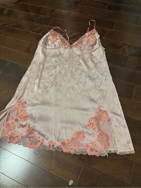 Nk imode Silk Pink Floral Lace Chemise Slip baby doll